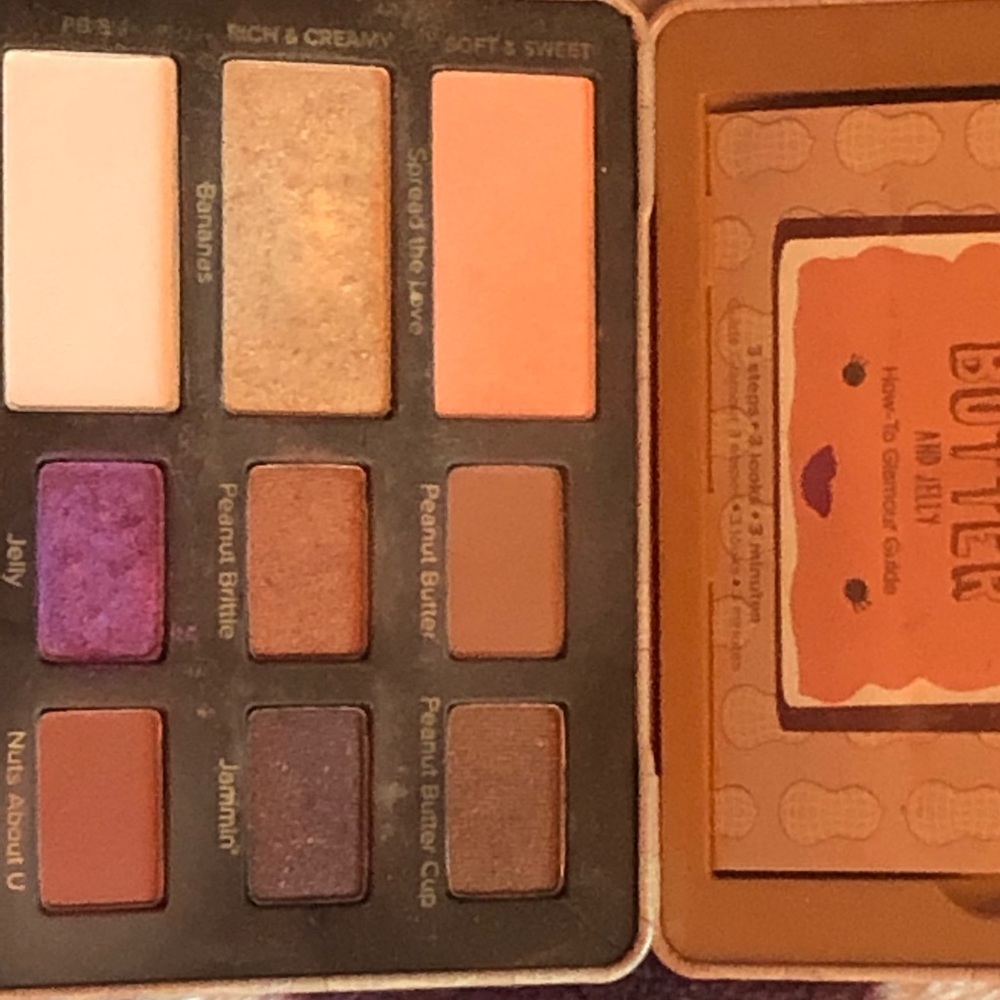 Too faced peanut butter and jelly palette